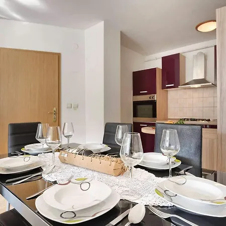 Marko Apartment *